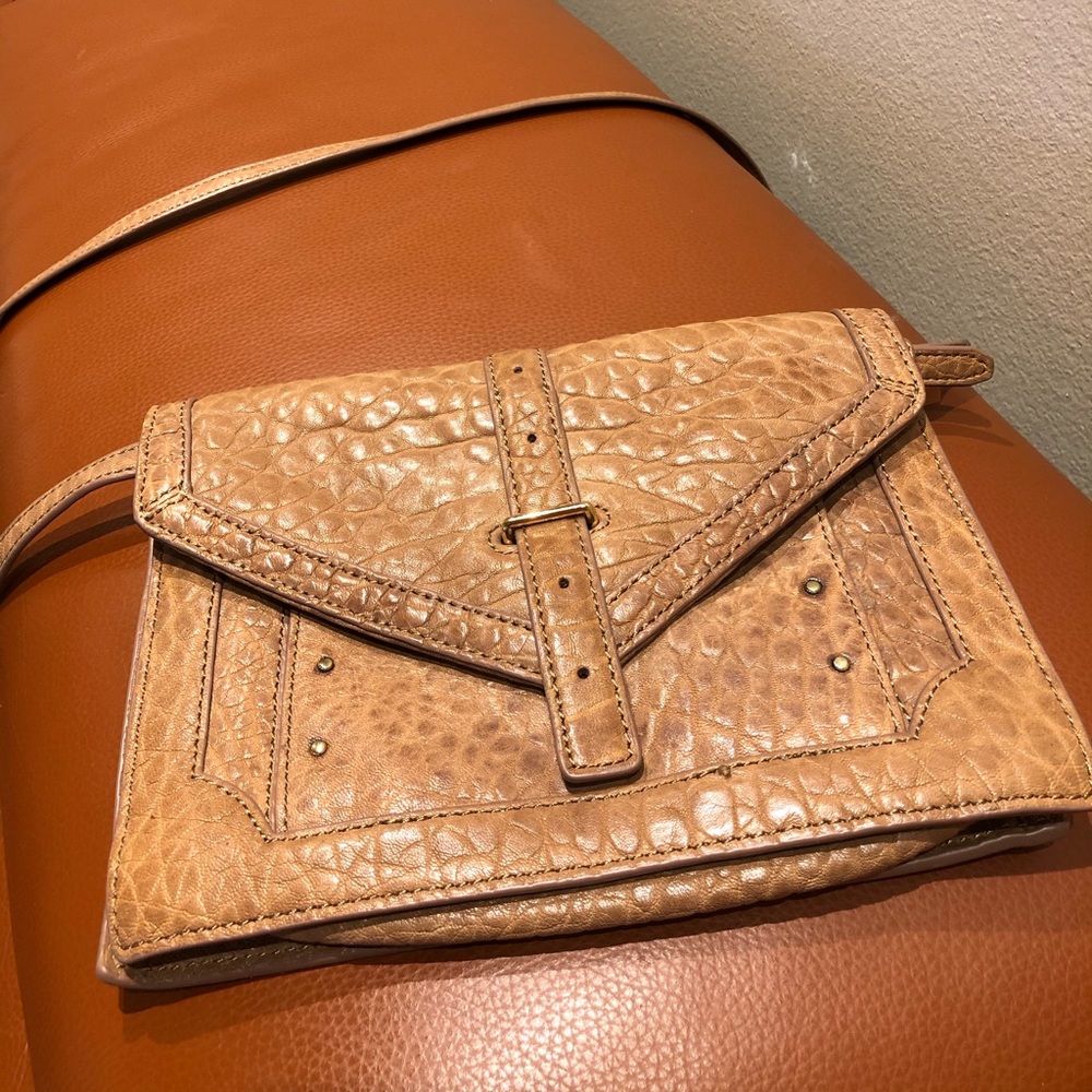 Tory Burch 797 Clutch Convertible Crossbody Bag